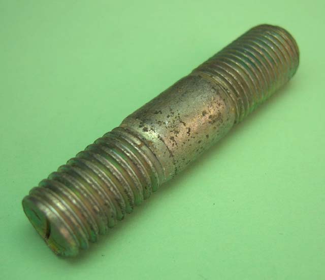 Шпилька М12*1,25* 35 КПП и картера Волга (20шт)